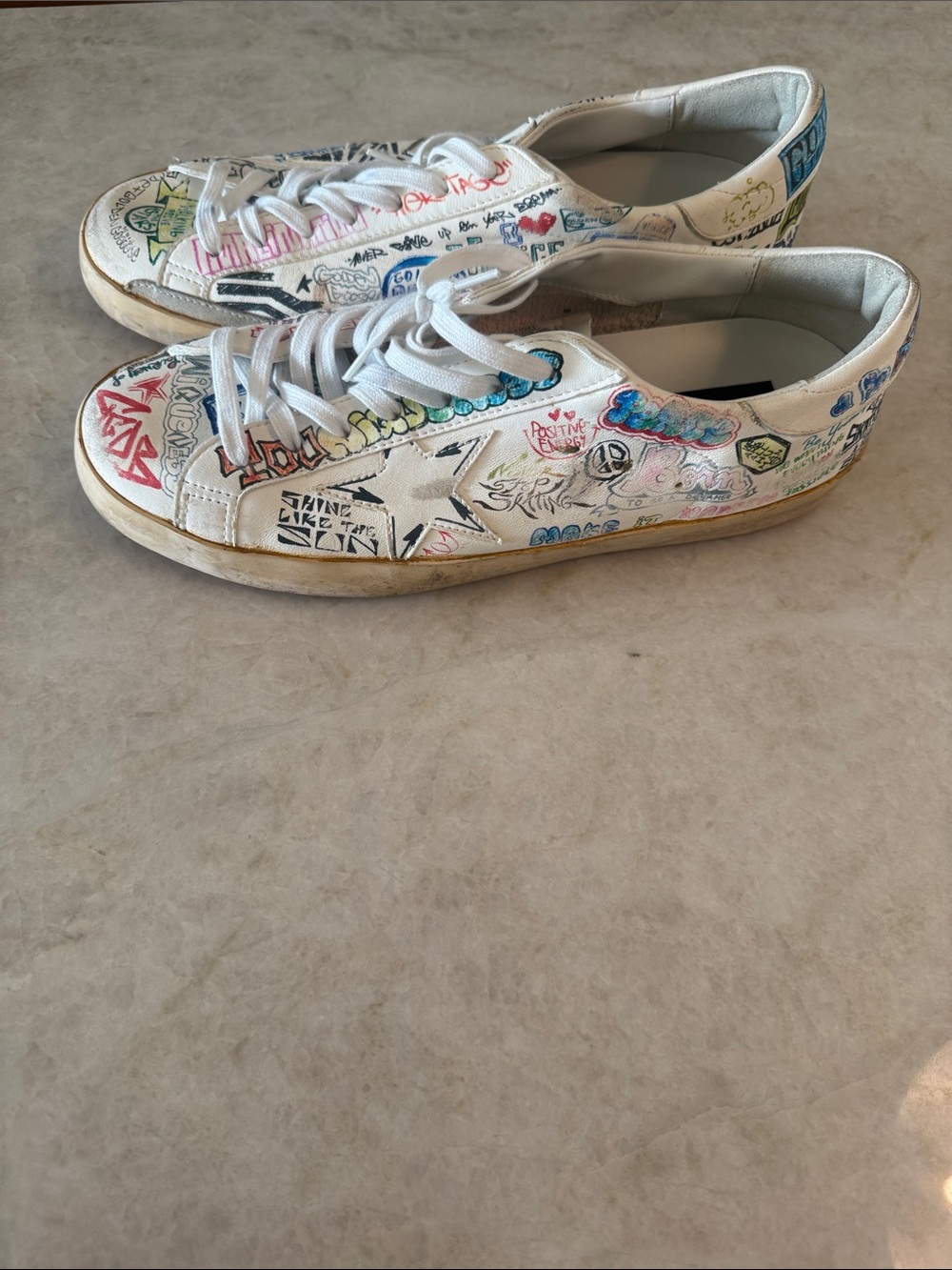Golden Goose White Leather Sneakers with Multicolor Graffiti - Picture 2 of 4